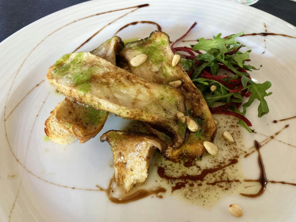 Pan Fried Garlic King Trumpet Mushrooms, Focaccia Toast - March 2023