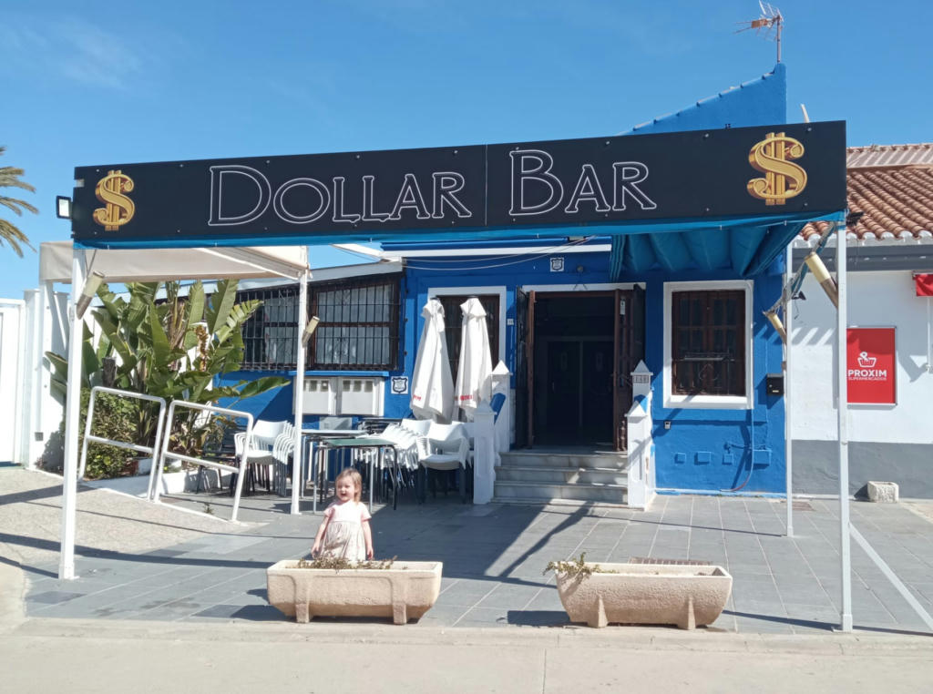 Photo of Dollar Bar