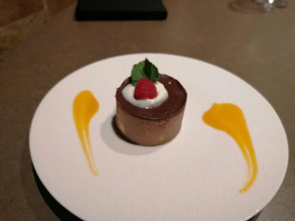 Chocolate Passion with a Heart of Mango Mousse - August / agosto 2022