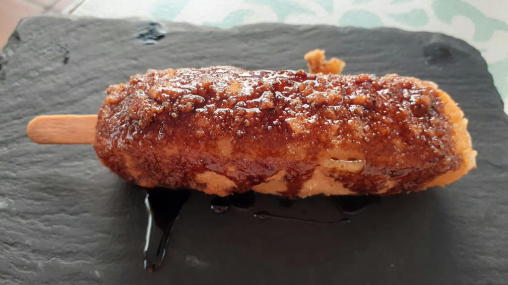 Cheese Lolipop, breaded with cane honey