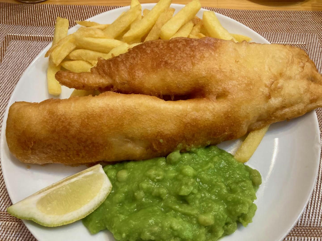 Fish, Chips and Mushy Peas (Fish Friday)