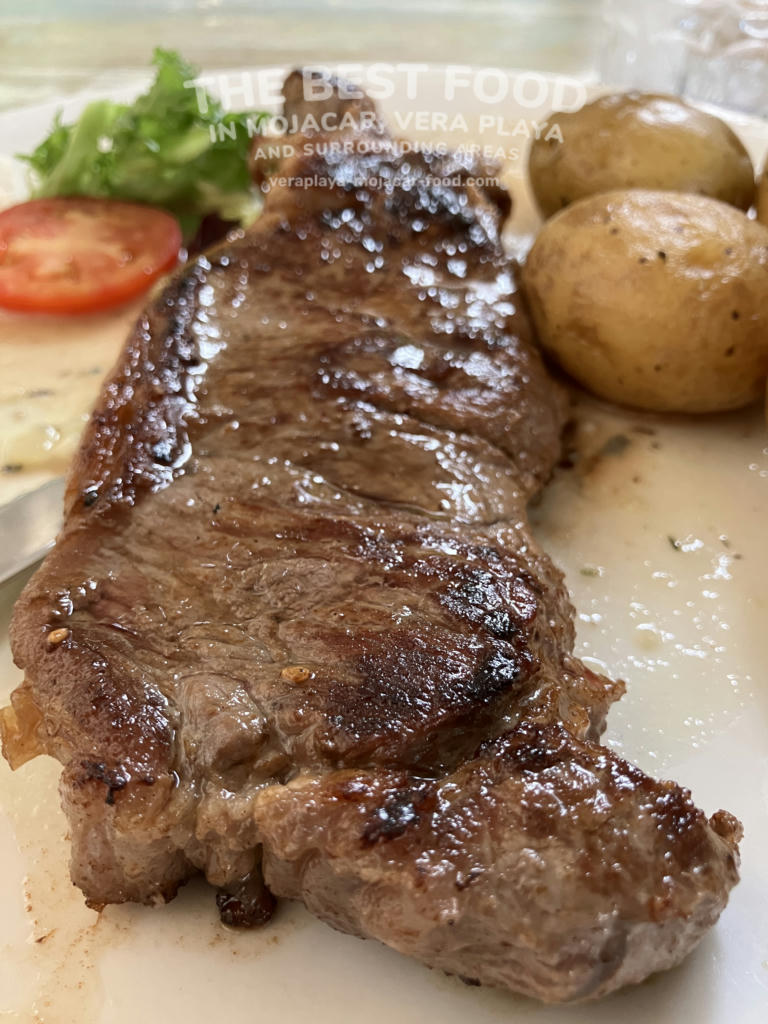 Entrecote with roquefort sauce and roast (?) potatoes - October 2024