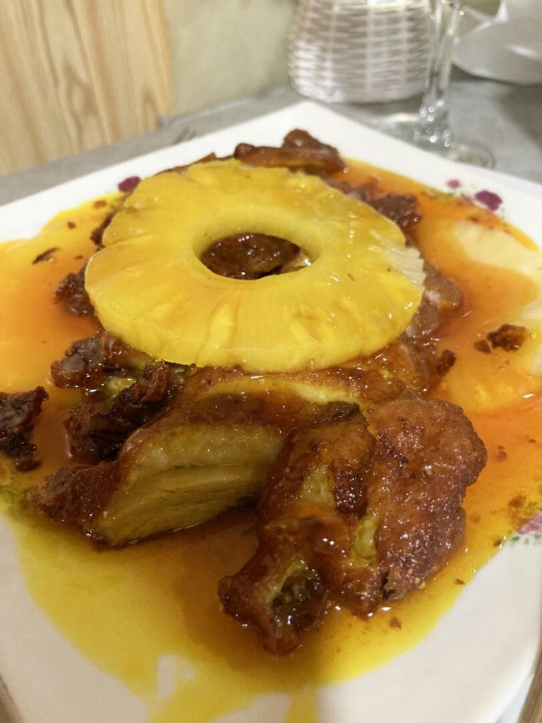 Duck with Pineapple - February 2023