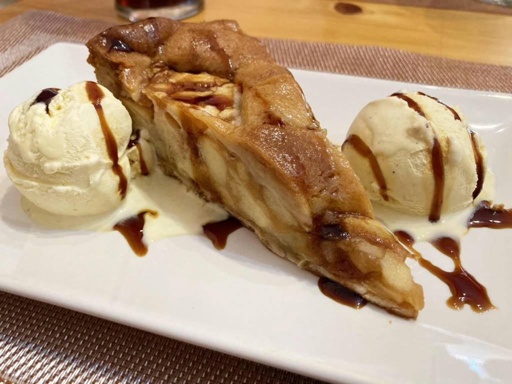 Apple Pie and Ice Cream