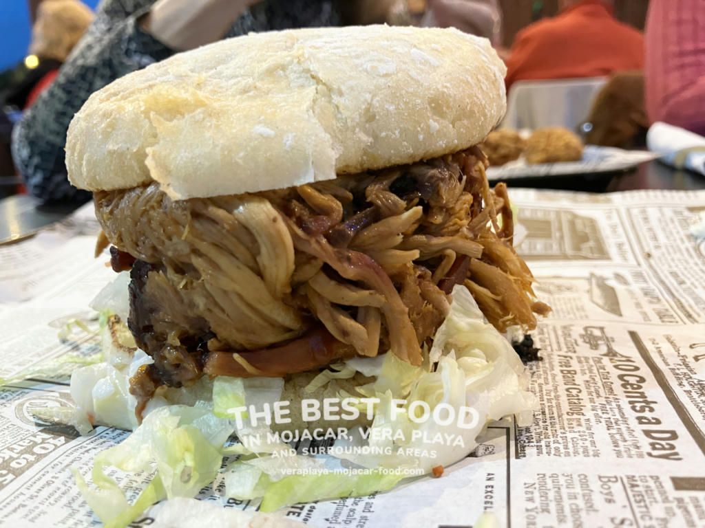 Pulled pork burger - November 2024