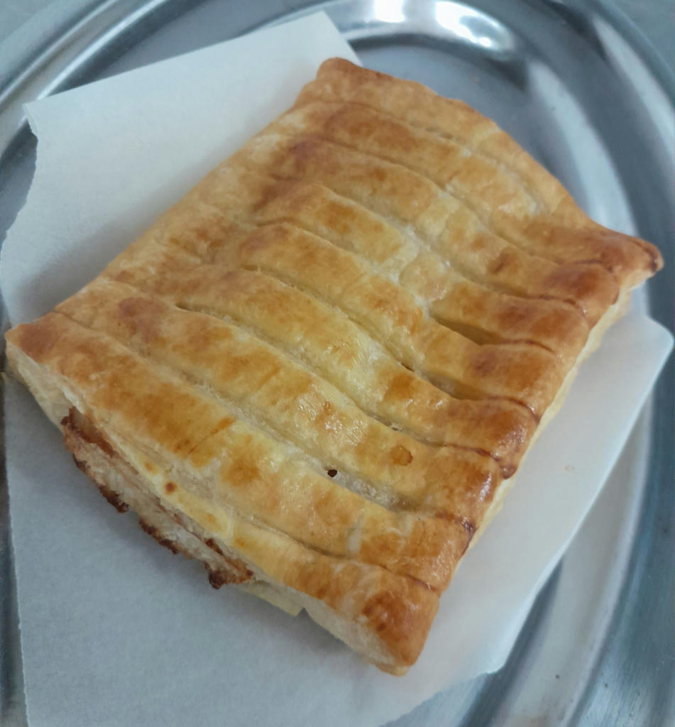 Chicken, cheese and caramelised onion pastry - May 2024