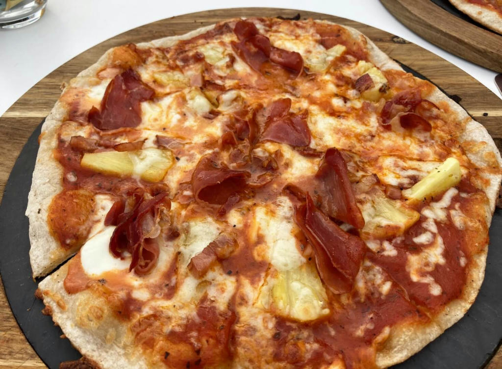 Hawaiian Pizza, Aug 23 2021