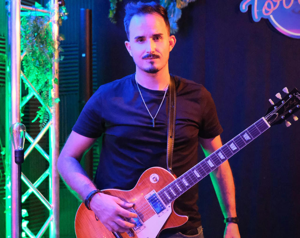 Photo of Benji Torregrosa