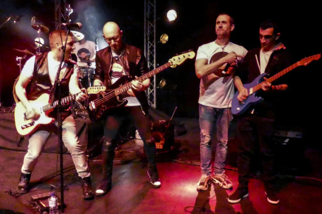 Photo of Los Vinilos